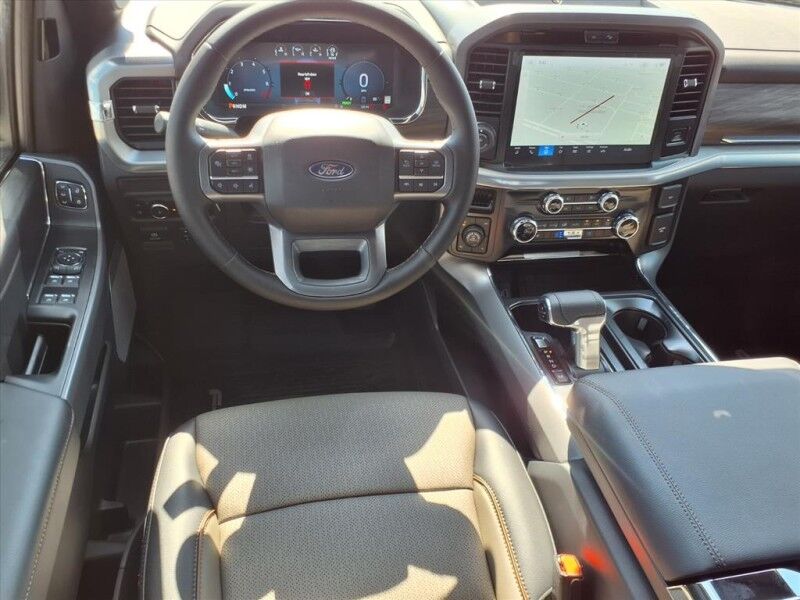 2025 Ford F-150 LARIAT Del Rio TX