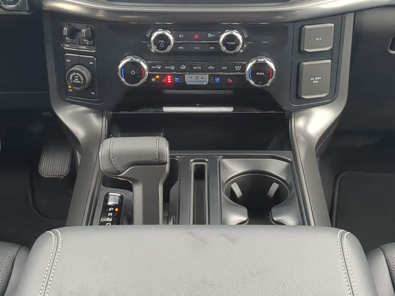 2025 Ford F-150 LARIAT Appleton WI