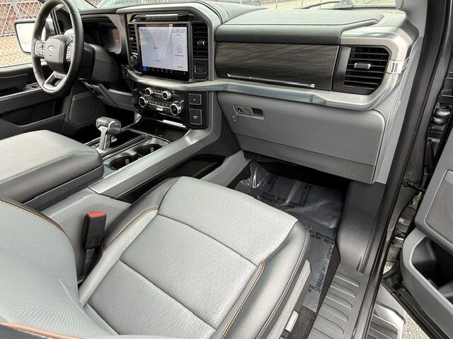 2025 Ford F-150 LARIAT New Braunfels TX