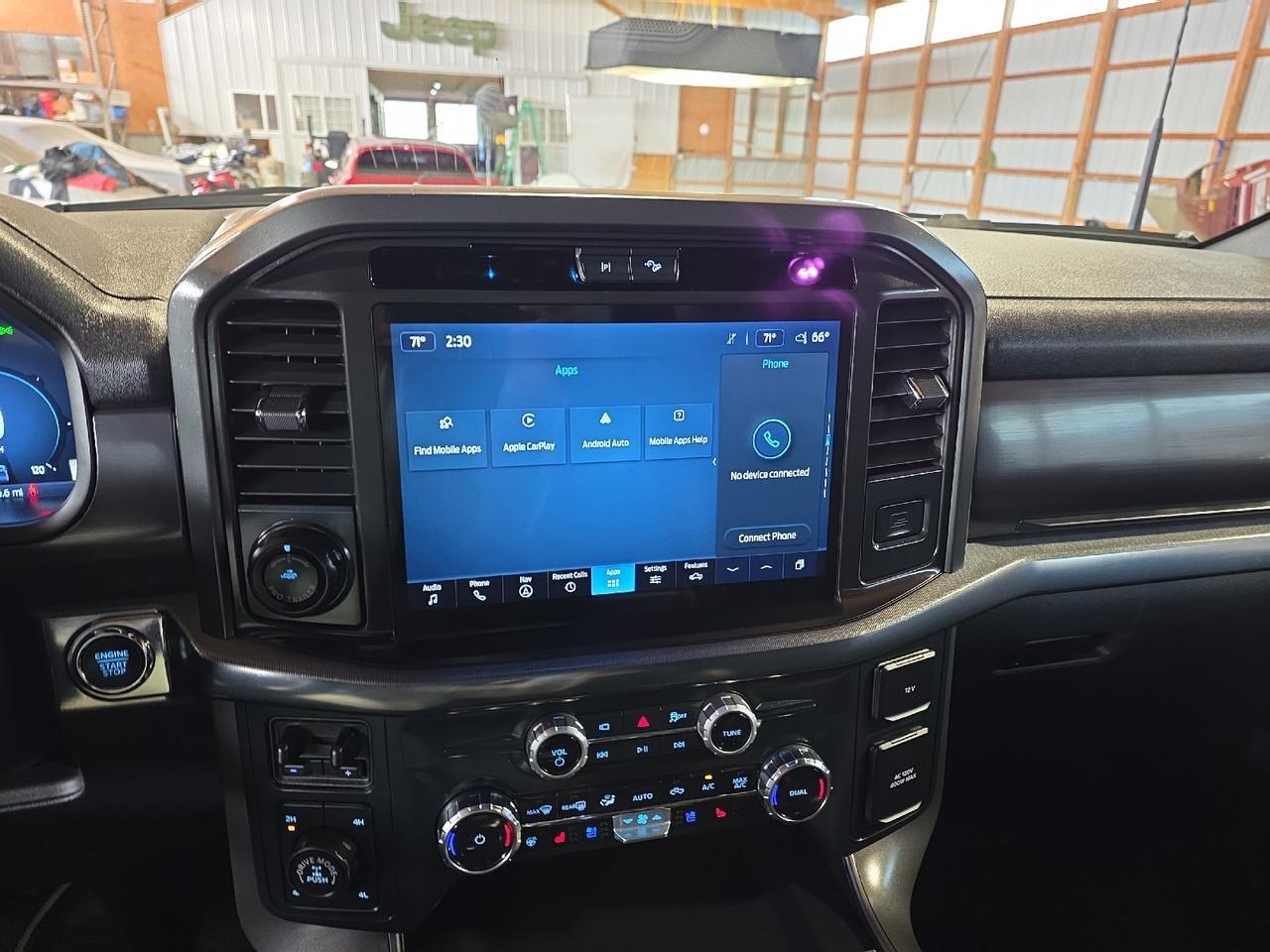 2025 Ford F-150 LARIAT Sand Lake NY