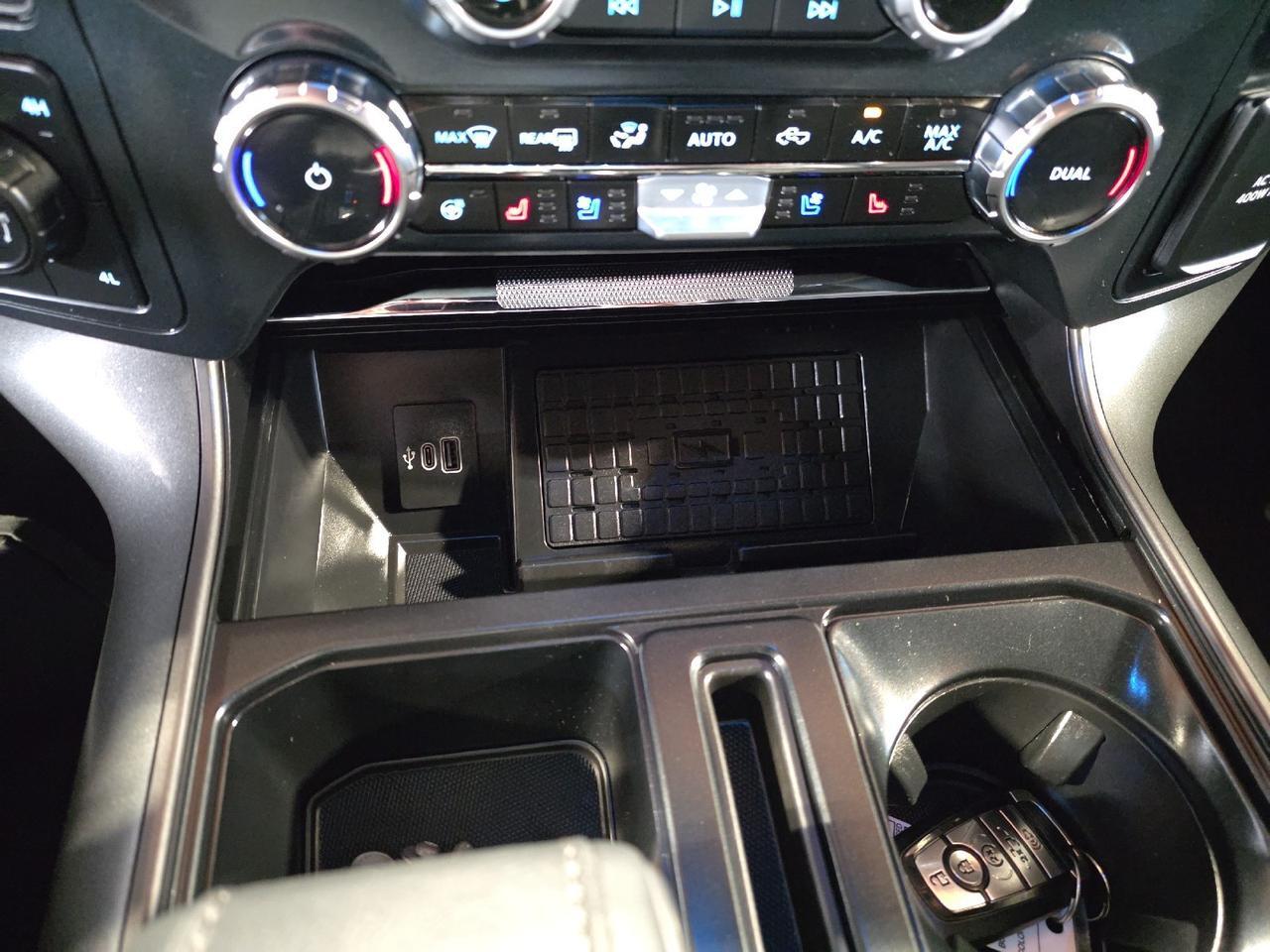 2025 Ford F-150 LARIAT Sand Lake NY