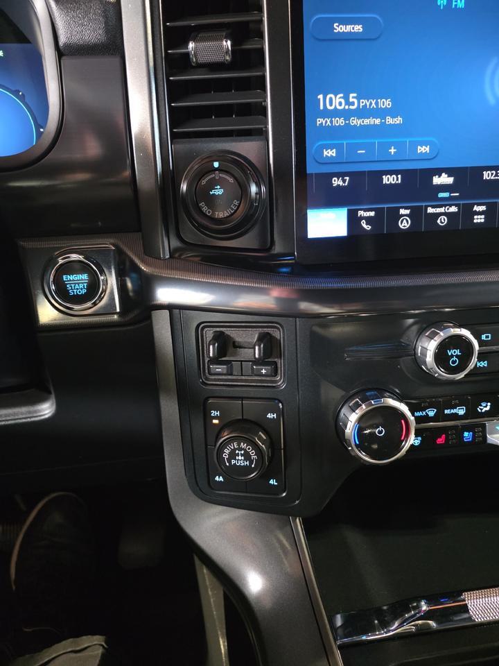 2025 Ford F-150 LARIAT Sand Lake NY