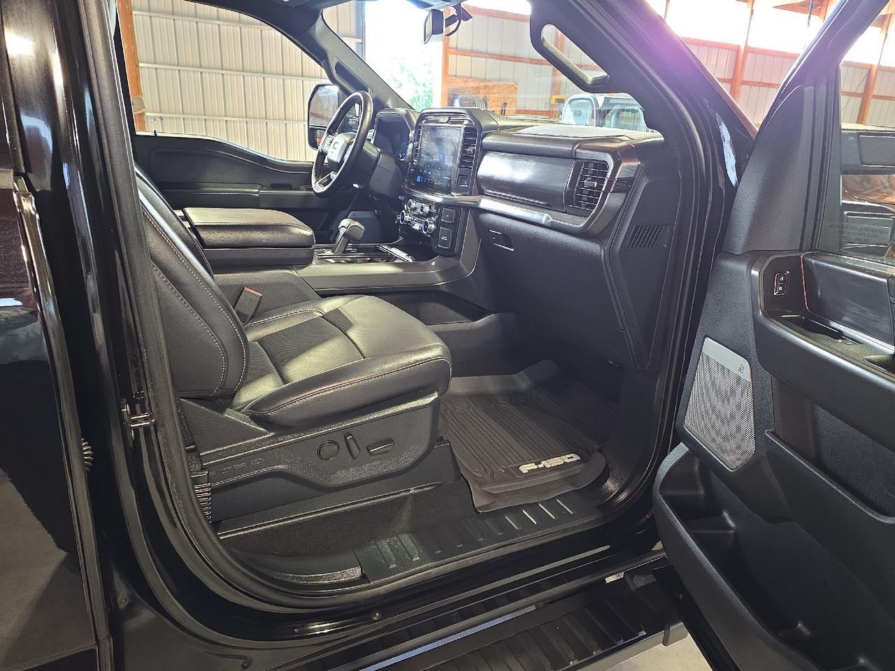 2025 Ford F-150 LARIAT Sand Lake NY