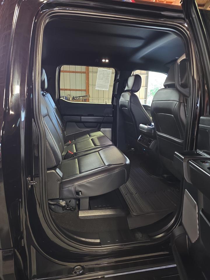 2025 Ford F-150 LARIAT Sand Lake NY