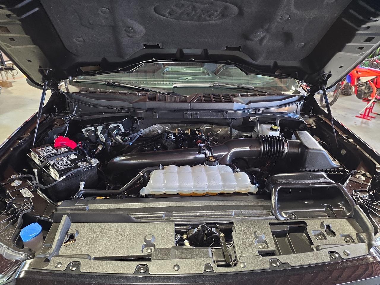 2025 Ford F-150 LARIAT Sand Lake NY