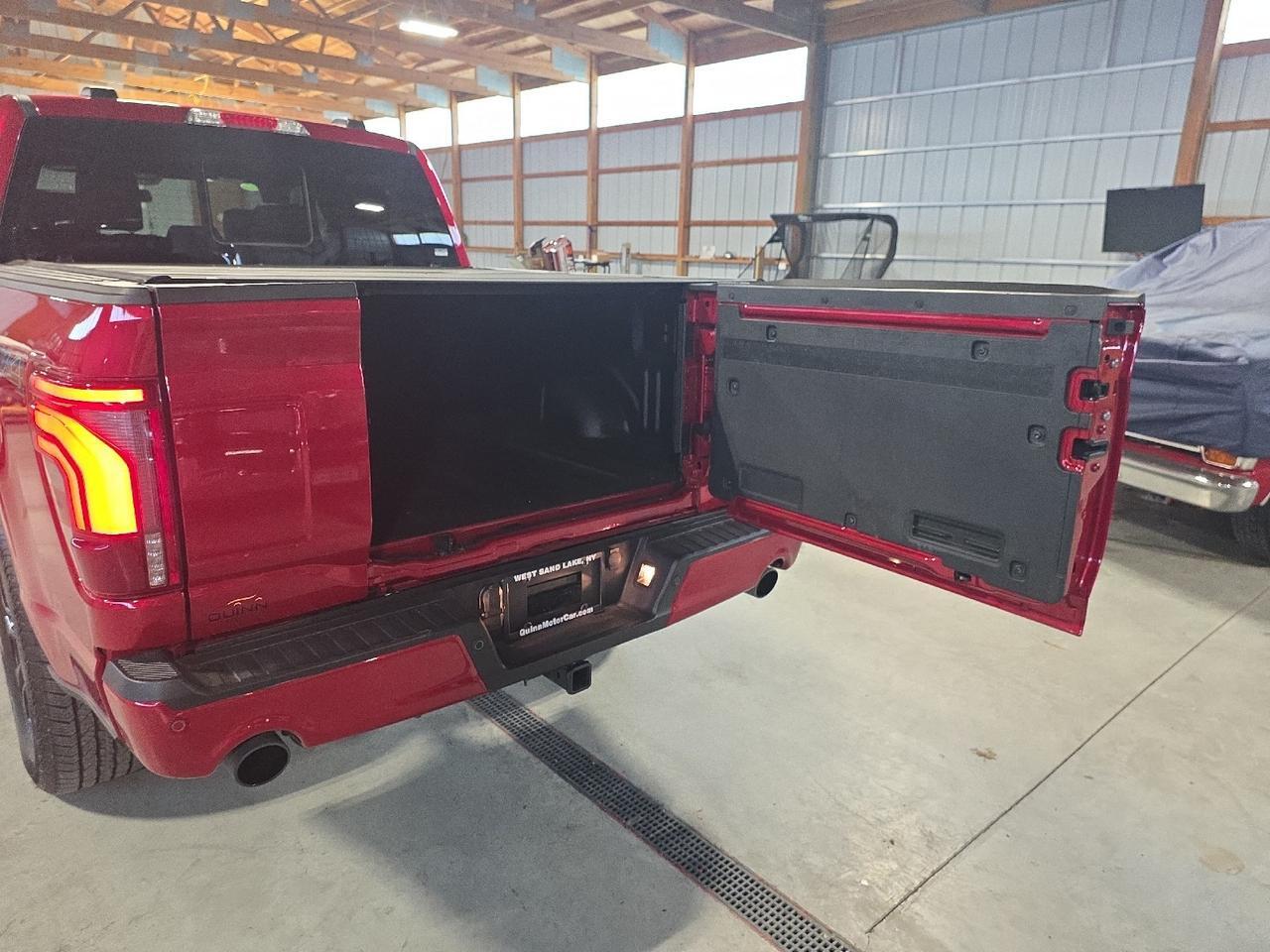 2025 Ford F-150 LARIAT Sand Lake NY