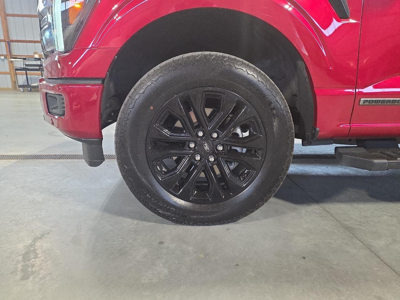 2025 Ford F-150 LARIAT Sand Lake NY