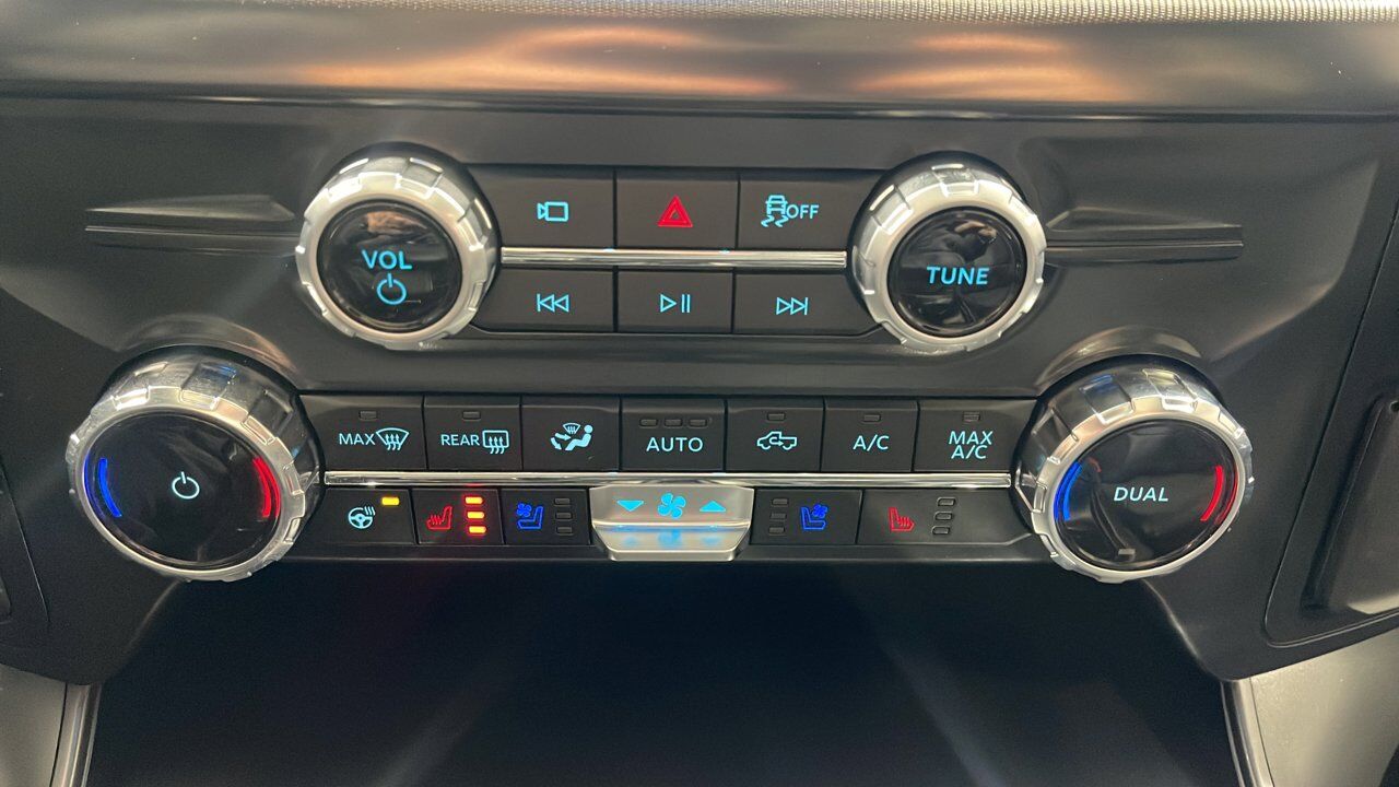 2025 Ford F-150 LARIAT Sherwood Park AB