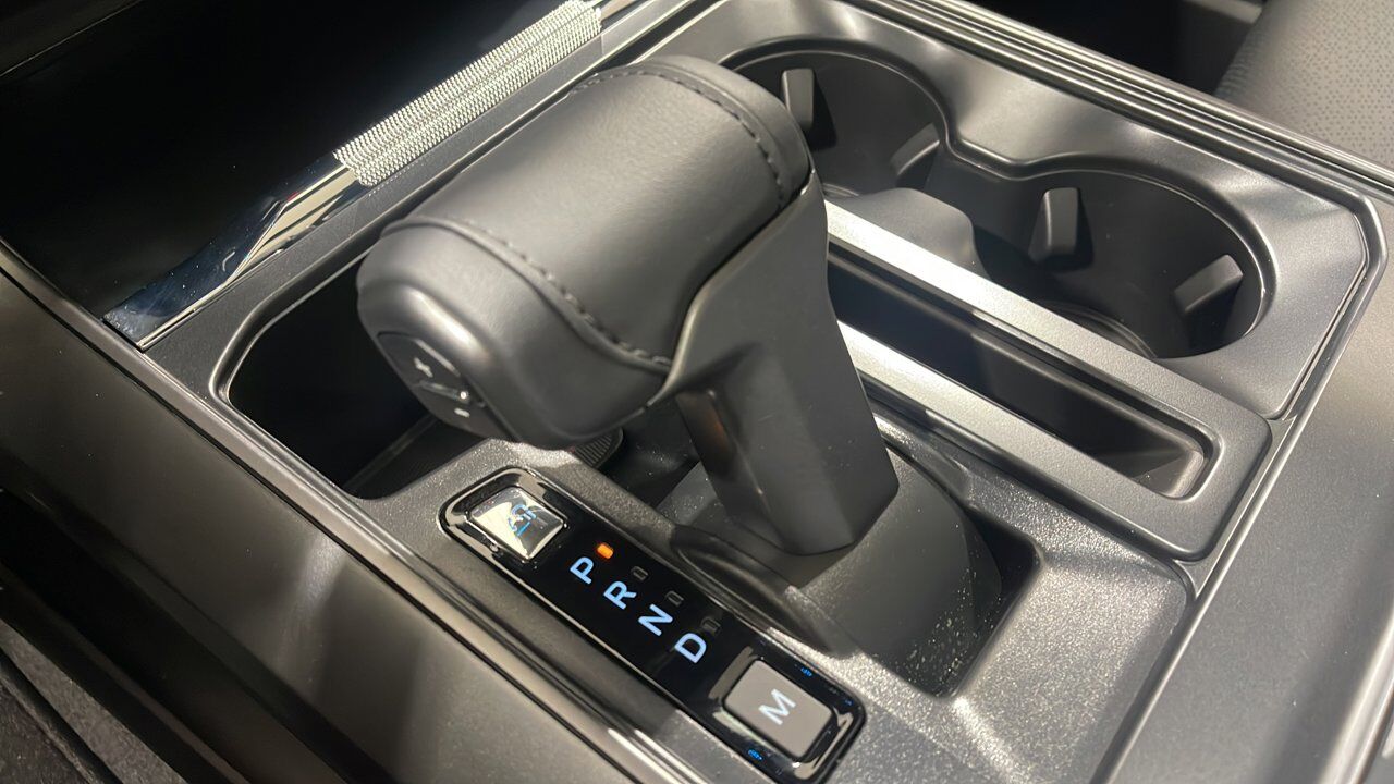 2025 Ford F-150 LARIAT Sherwood Park AB