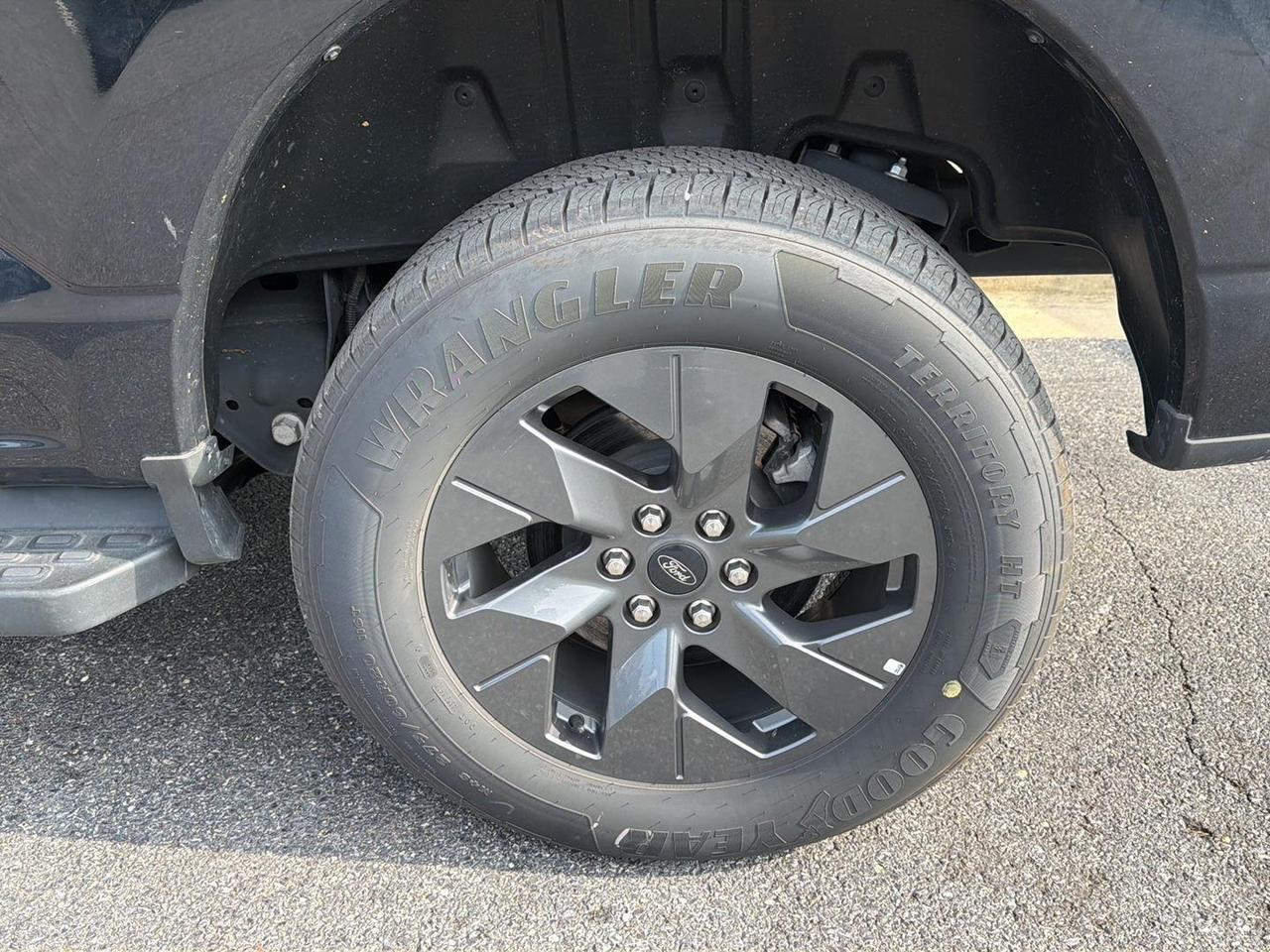 2025 Ford F-150 LIGHTNING FLASH 4WD SUPERCREW 5.5' BOX Gaithersburg MD