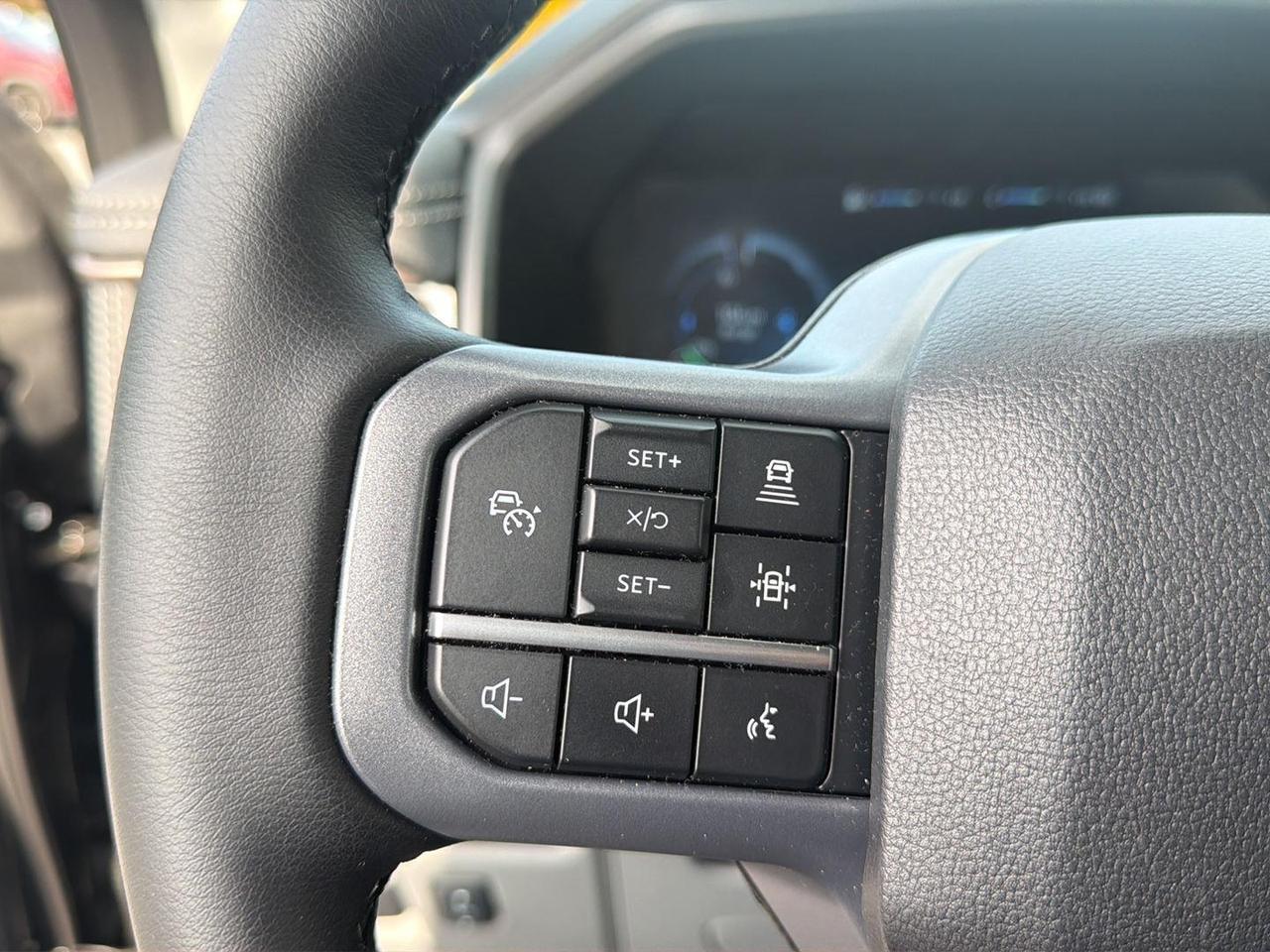 2025 Ford F-150 LIGHTNING FLASH 4WD SUPERCREW 5.5' BOX Gaithersburg MD