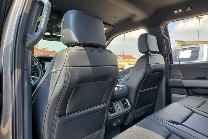 2025 Ford F-150 Lariat  TX