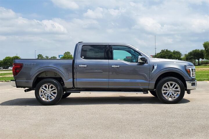 2025 Ford F-150 Lariat  TX