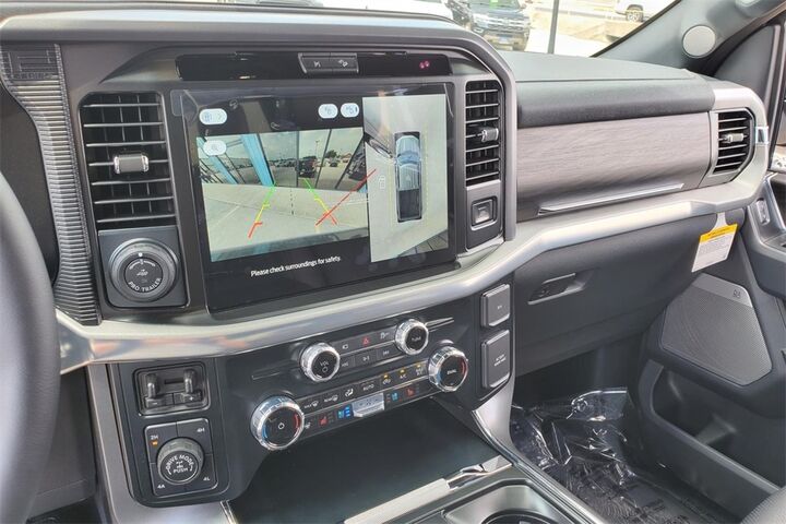 2025 Ford F-150 Lariat  TX