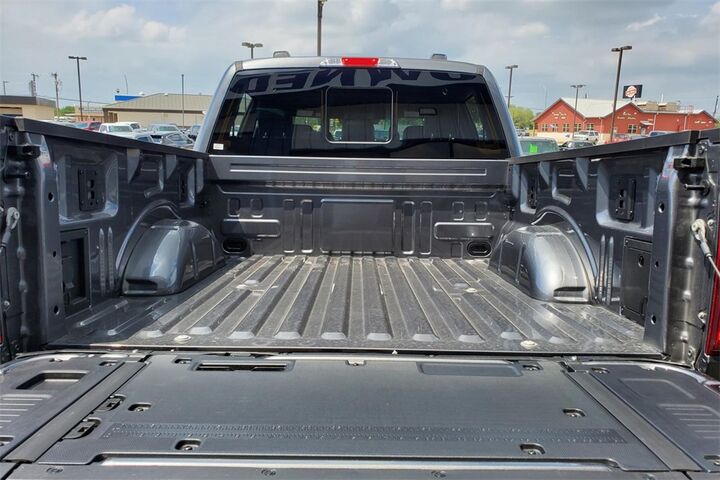 2025 Ford F-150 Lariat  TX