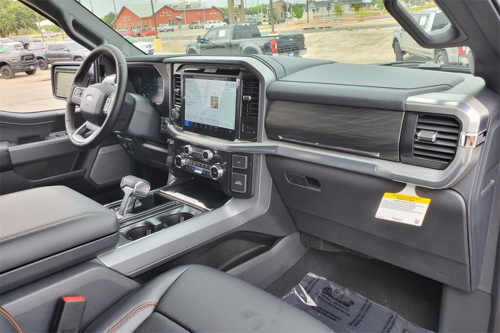 2025 Ford F-150 Lariat Hondo TX