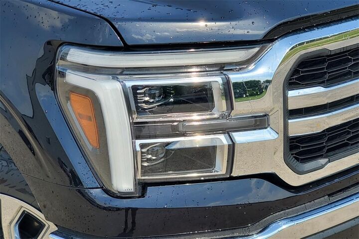 2025 Ford F-150 Lariat  TX