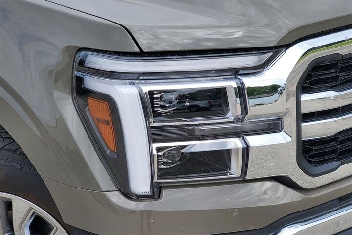 2025 Ford F-150 Lariat  TX