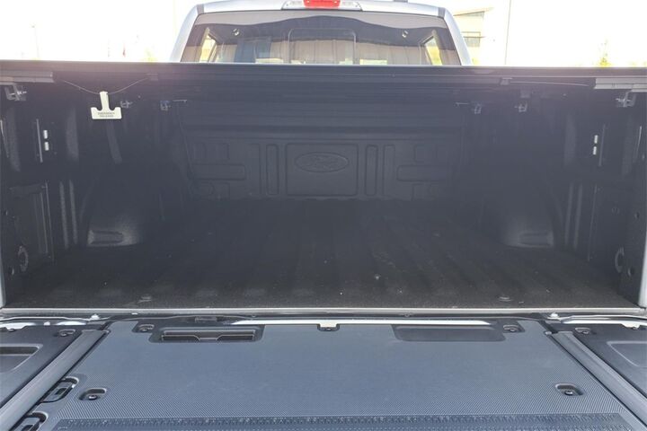 2025 Ford F-150 Lariat  TX