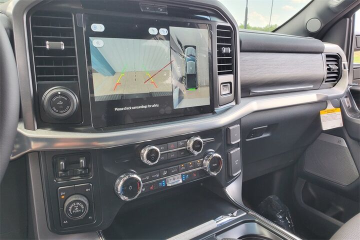 2025 Ford F-150 Lariat  TX