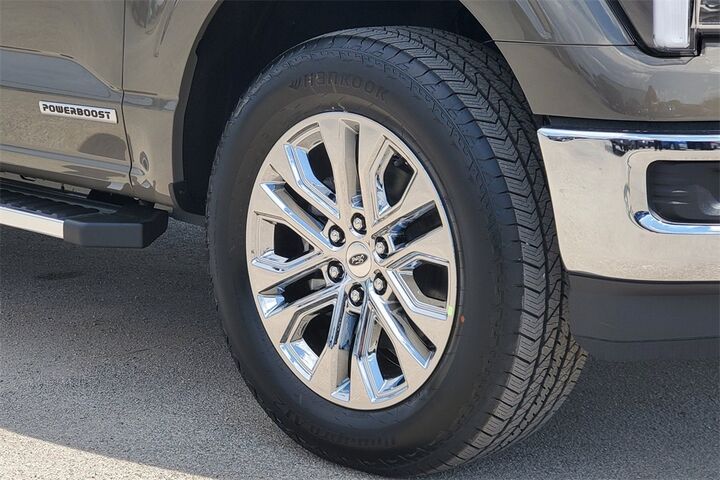 2025 Ford F-150 Lariat  TX