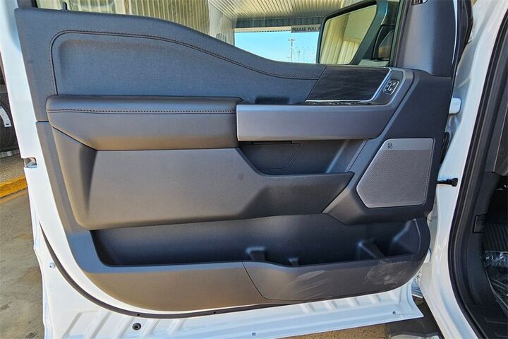 2025 Ford F-150 Lariat  TX