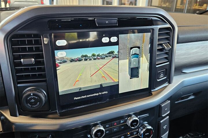 2025 Ford F-150 Lariat  TX