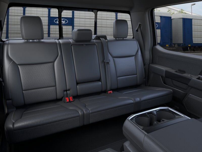 2025 Ford F-150 Lariat Green Bay WI