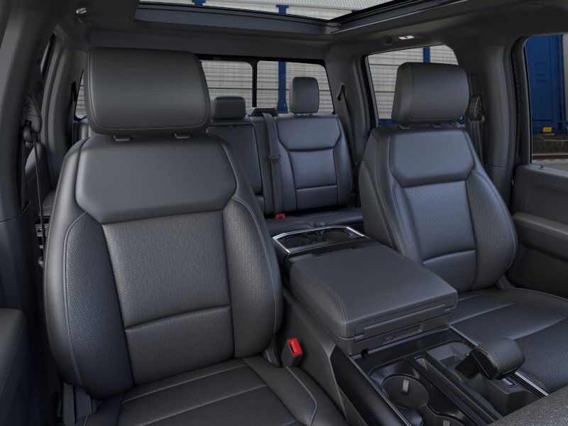 2025 Ford F-150 Lariat Green Bay WI