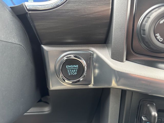 2025 Ford F-150 Lariat Random Lake WI