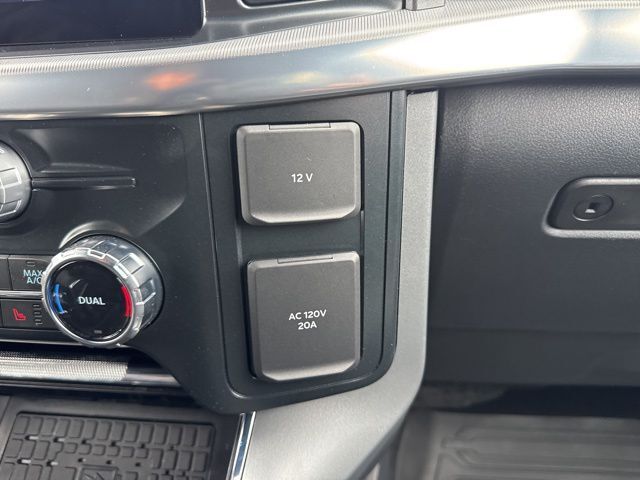 2025 Ford F-150 Lariat Random Lake WI