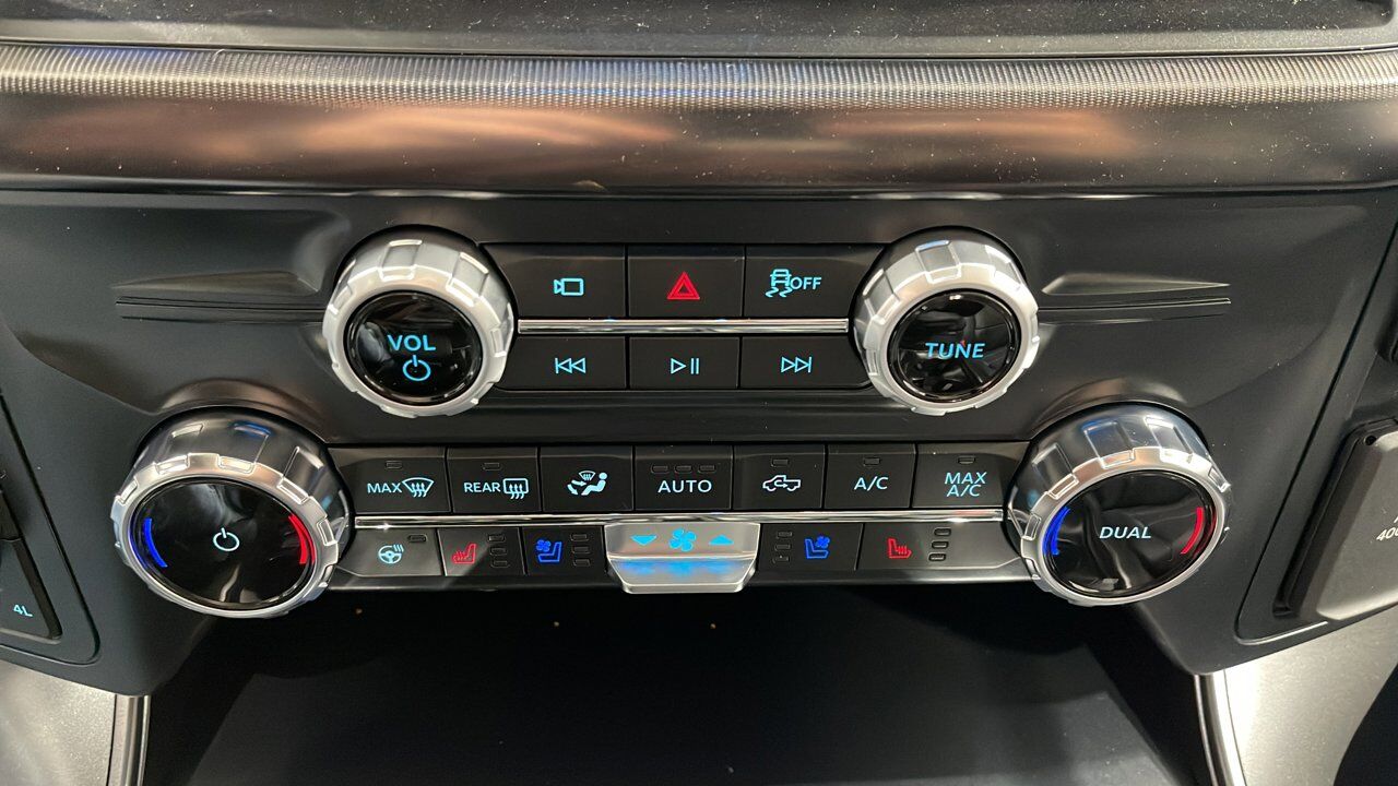 2025 Ford F-150 Lariat Sherwood Park AB