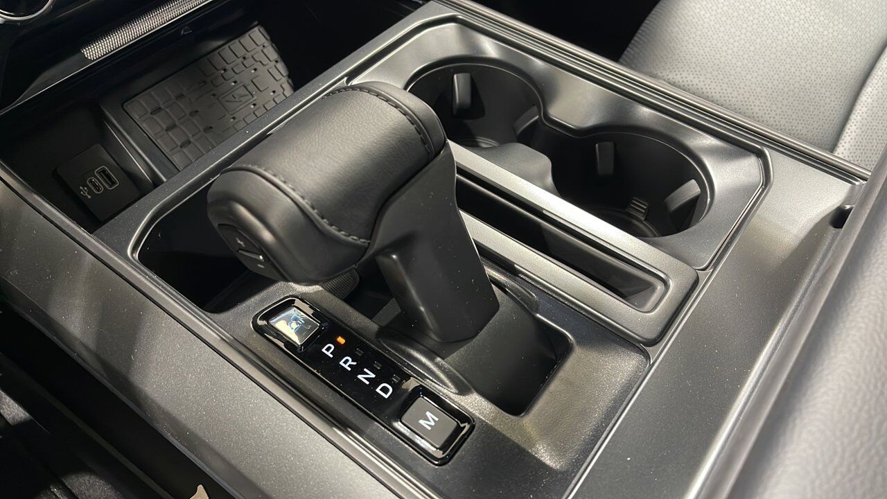 2025 Ford F-150 Lariat Sherwood Park AB