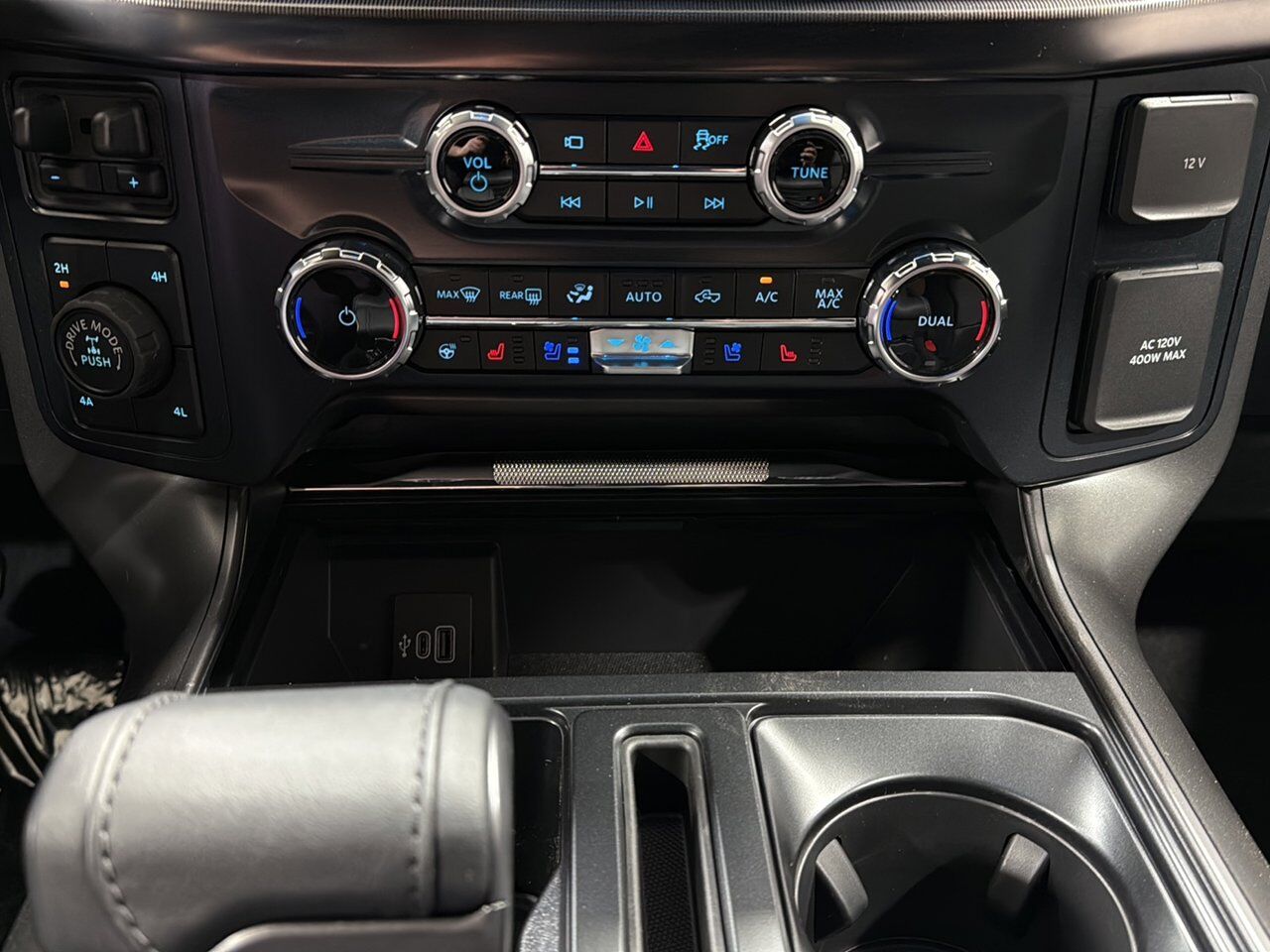 2025 Ford F-150 Lariat Sherwood Park AB