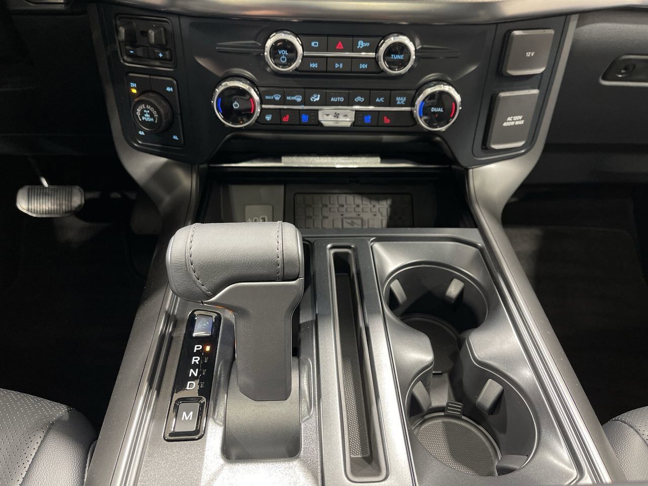 2025 Ford F-150 Lariat Sherwood Park AB