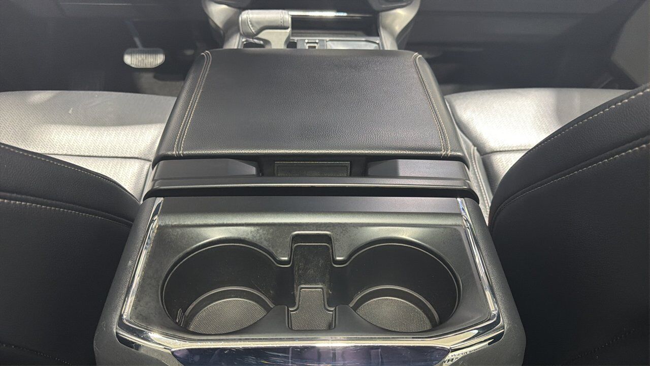 2025 Ford F-150 Lariat Sherwood Park AB