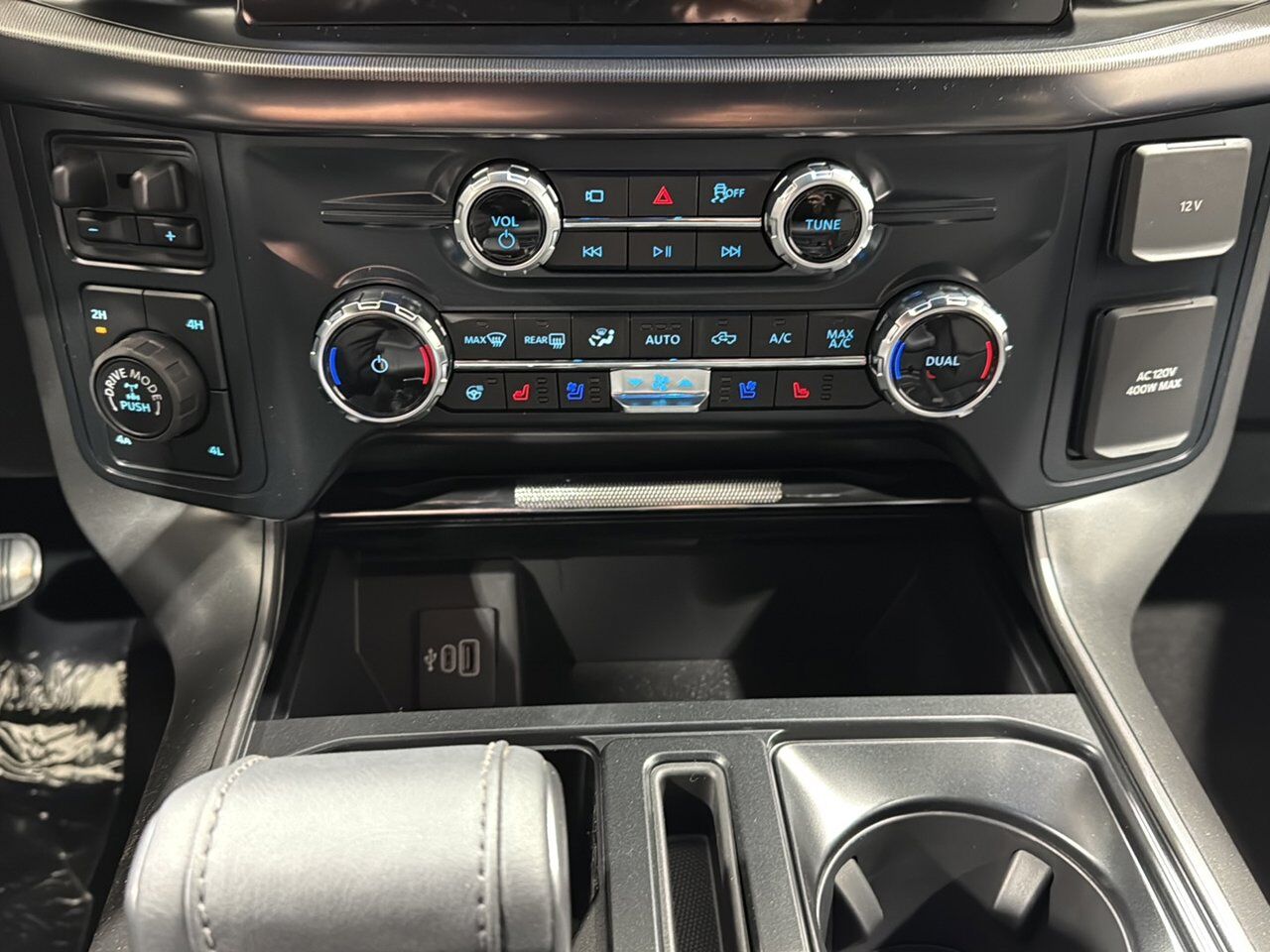 2025 Ford F-150 Lariat Sherwood Park AB