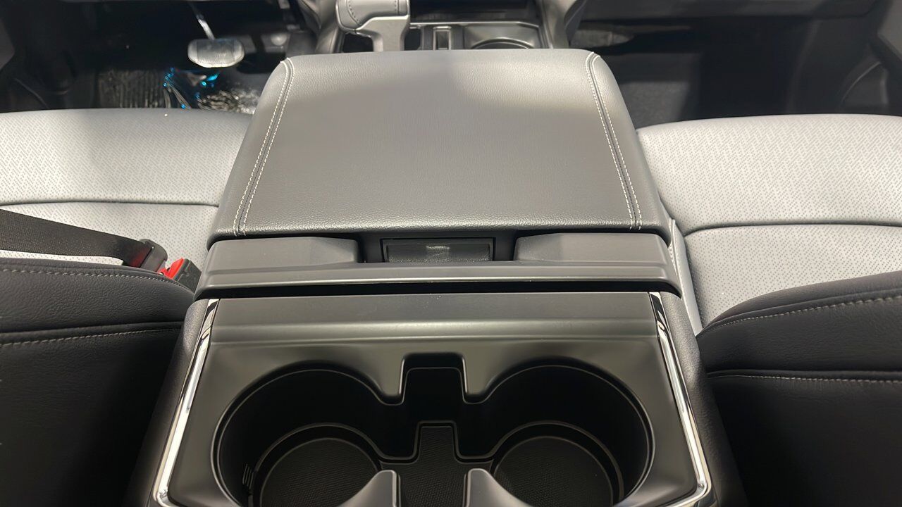 2025 Ford F-150 Lariat Sherwood Park AB