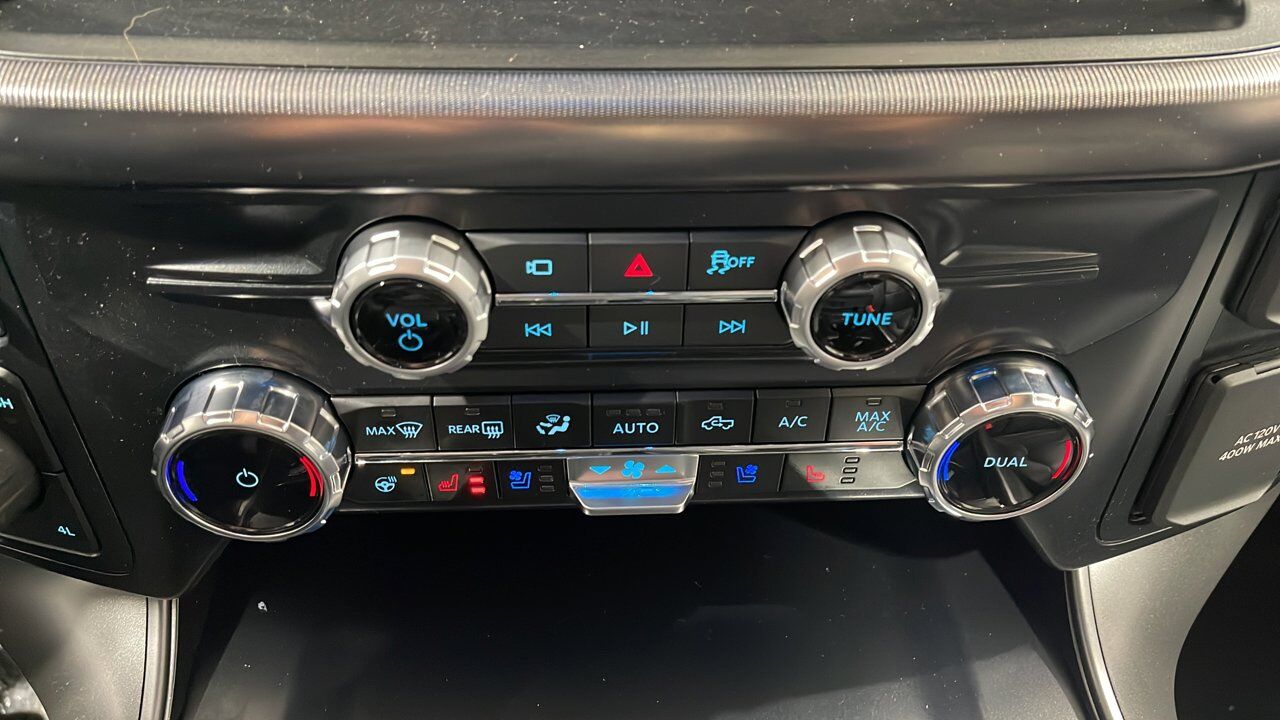 2025 Ford F-150 Lariat Sherwood Park AB