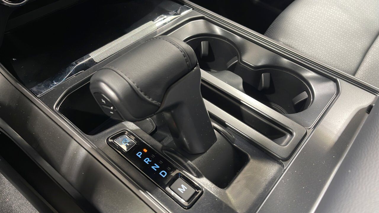 2025 Ford F-150 Lariat Sherwood Park AB