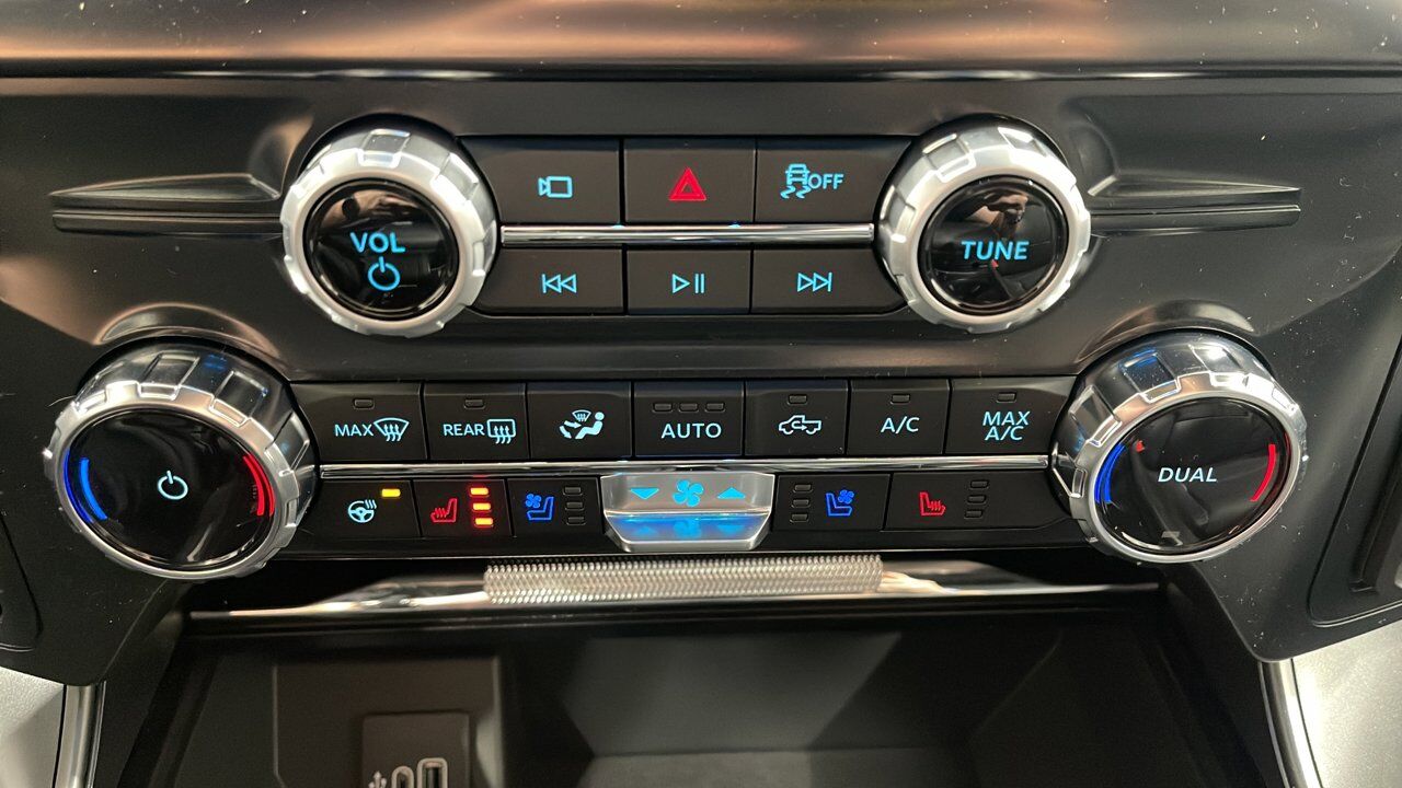 2025 Ford F-150 Lariat Sherwood Park AB