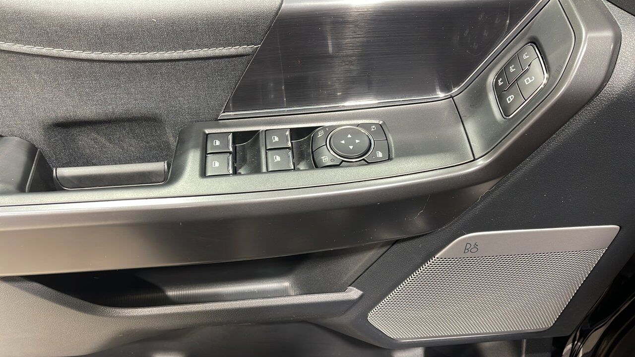 2025 Ford F-150 Lariat Sherwood Park AB