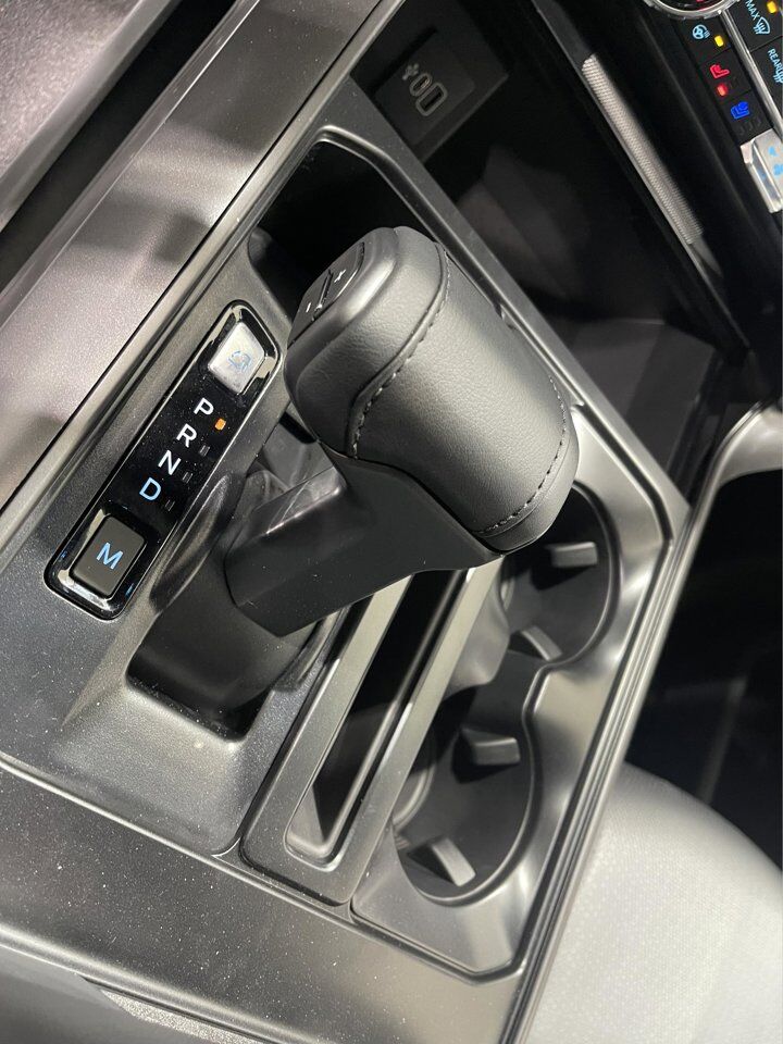 2025 Ford F-150 Lariat Sherwood Park AB