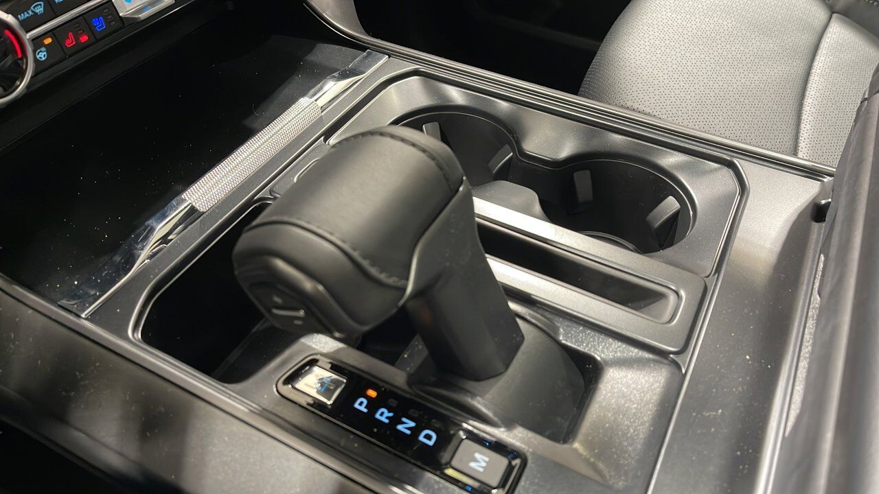 2025 Ford F-150 Lariat Sherwood Park AB