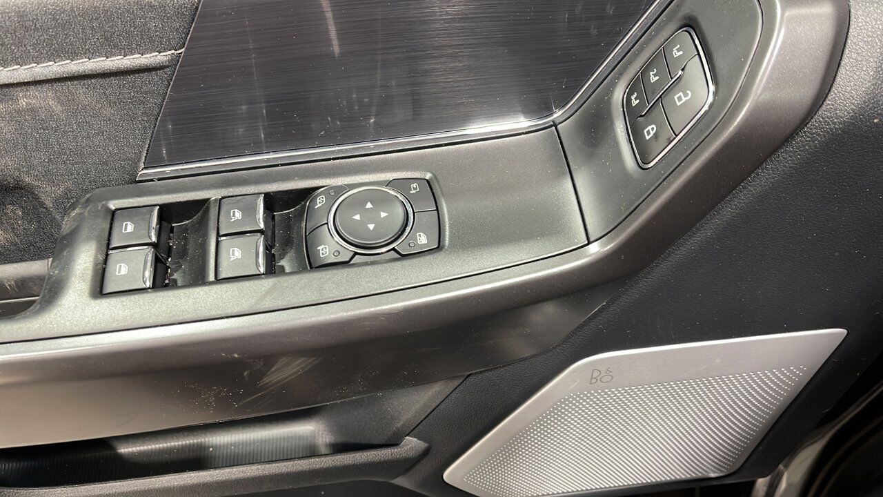 2025 Ford F-150 Lariat Sherwood Park AB