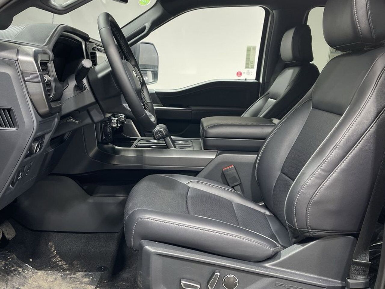 2025 Ford F-150 Lariat Sherwood Park AB