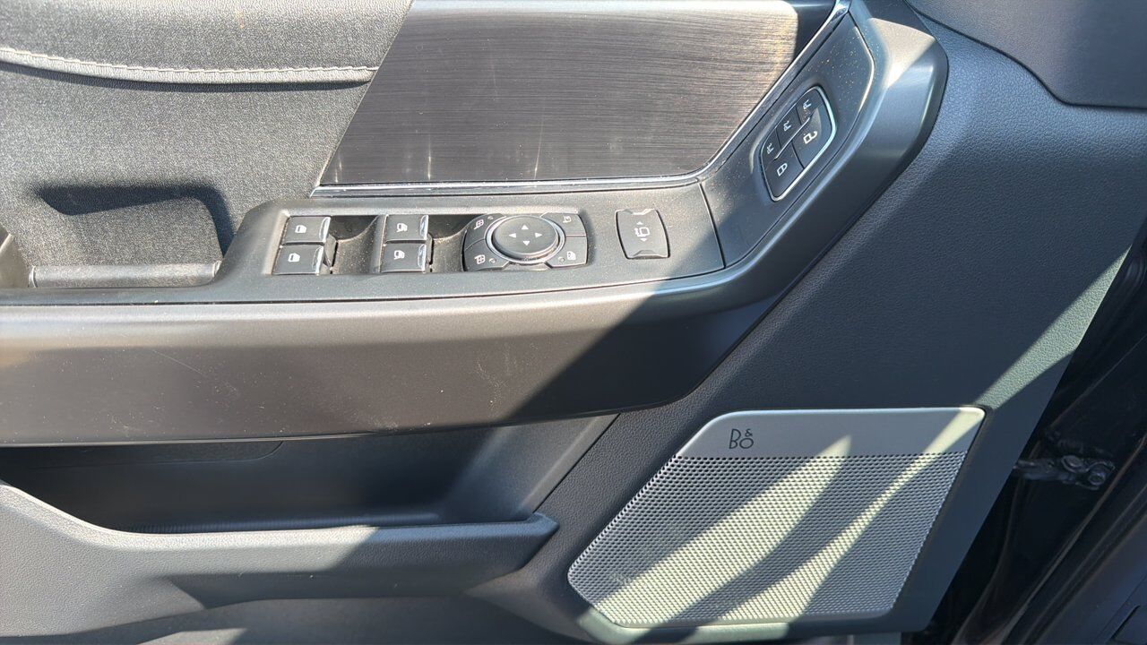 2025 Ford F-150 Lariat Sherwood Park AB