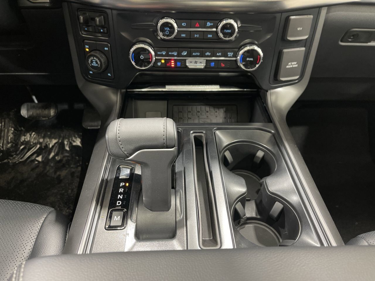 2025 Ford F-150 Lariat Sherwood Park AB