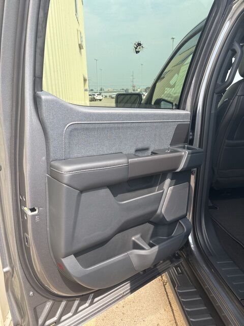 2025 Ford F-150 Lariat Watertown SD