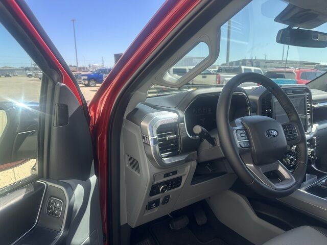 2025 Ford F-150 Lariat Watertown SD